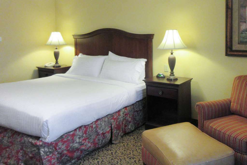 Clarion Pointe Sulphur Springs Quarto foto